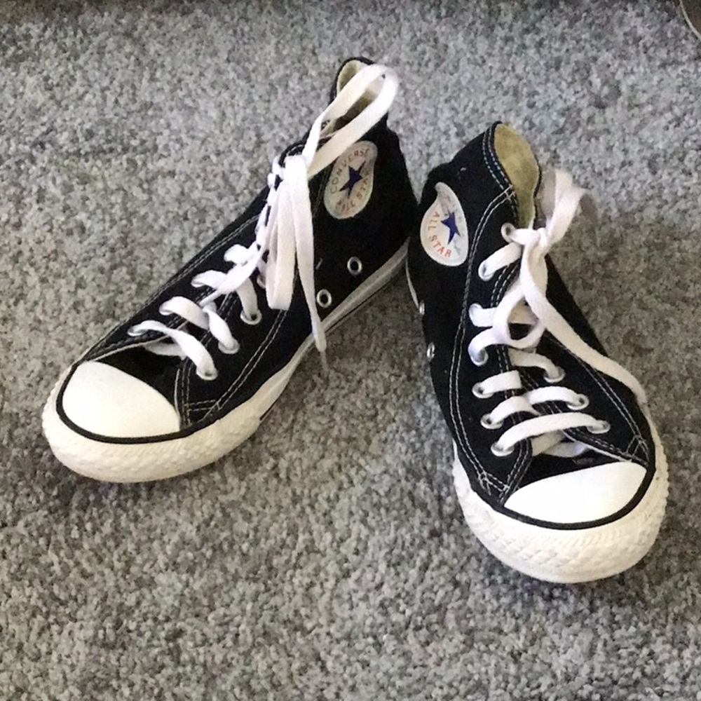 Converse black high tops sz youth 2